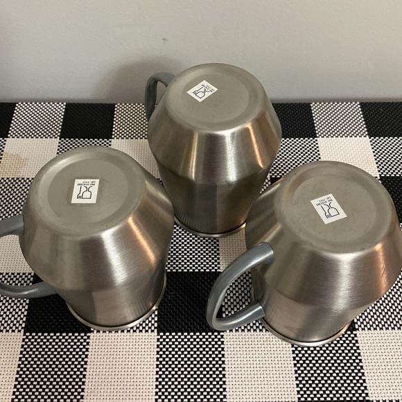 Belvedere set of 3 metal moscow mule mugs - Picture 3 of 6